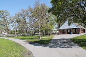 GlenIsland_PicnicTables